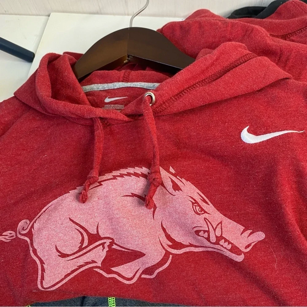 Nike Women’s Arkansas Razorbacks Pullover Lightweight Hoodie Size Small